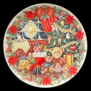 Vintage Royal Doulton "Together For Christmas" Collector Plate, 1993
